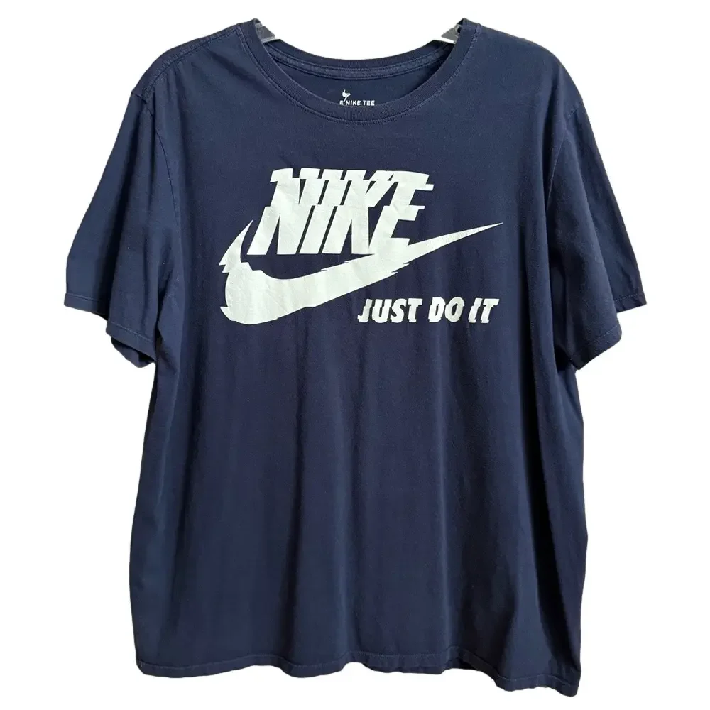 Nike Men's Navy Blue and White Glitchy Nike Graphic T-Shirt Size XL Athletic Cut